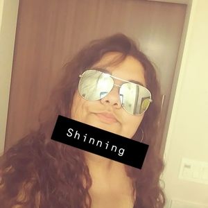 Meet your Posher, Kyla